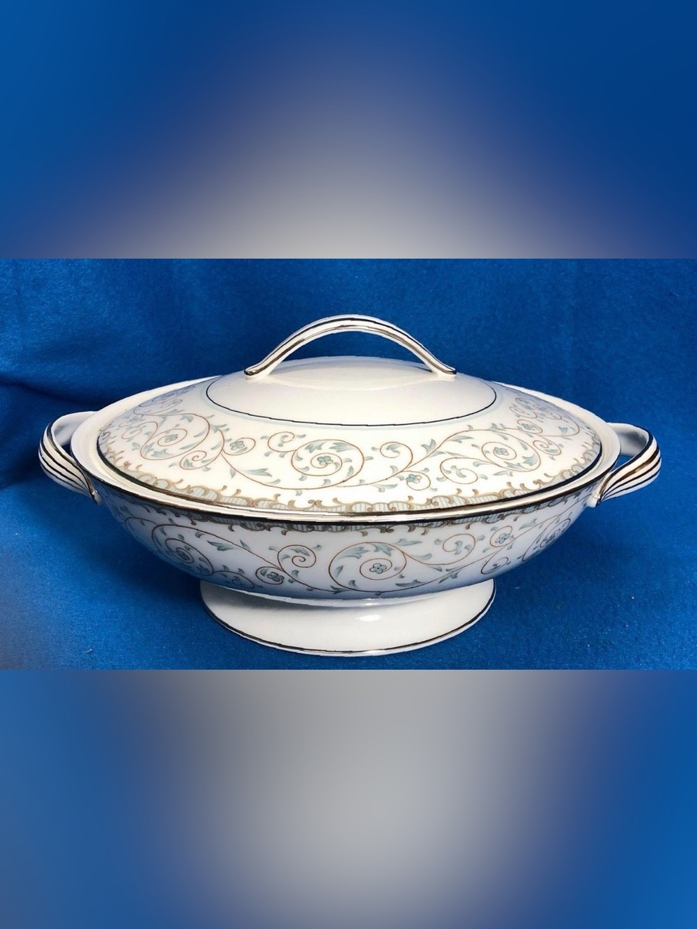 VTG Noritake Oxford (pattern 5767) Round Cover Dish with Handles Platinum Trim